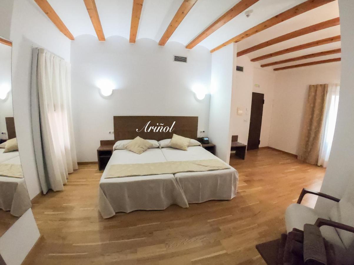 Hotel Baron Andilla Valdealgorfa Exterior photo