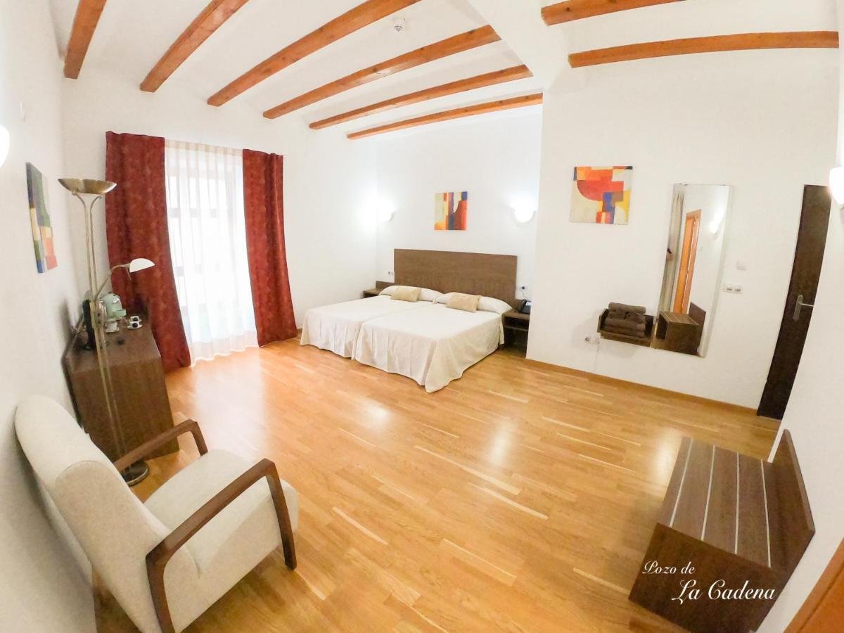 Hotel Baron Andilla Valdealgorfa Exterior photo