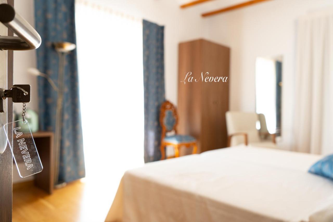 Hotel Baron Andilla Valdealgorfa Exterior photo