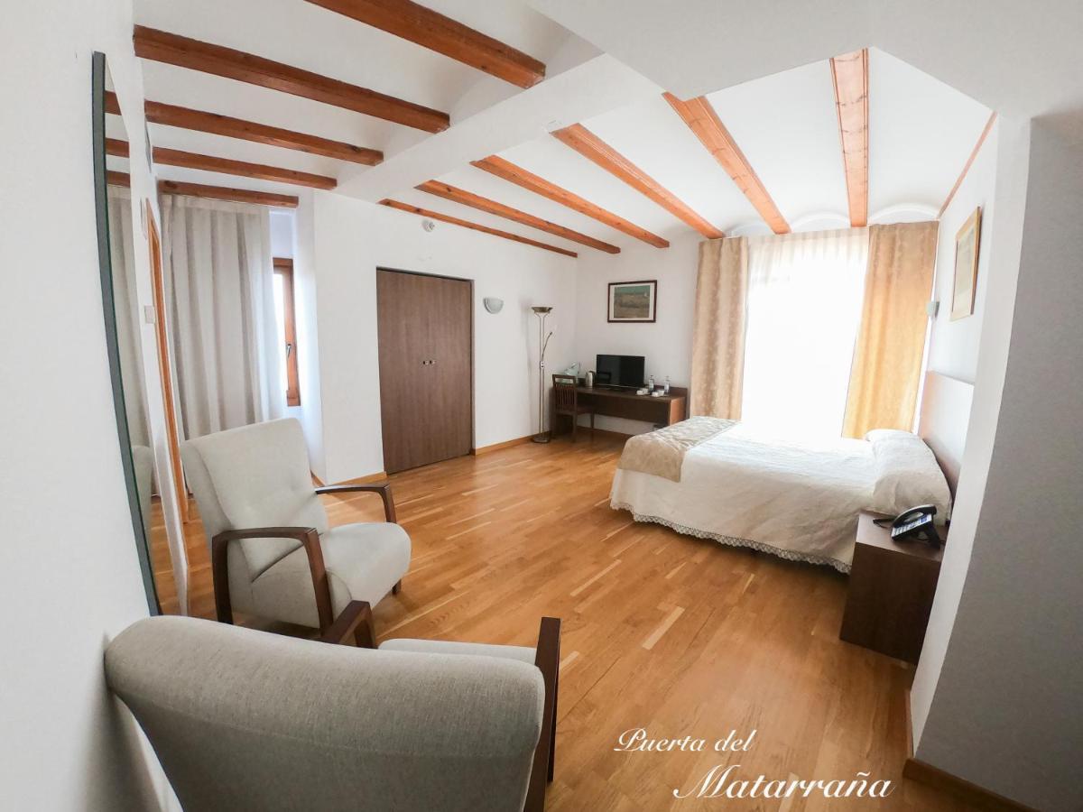 Hotel Baron Andilla Valdealgorfa Exterior photo