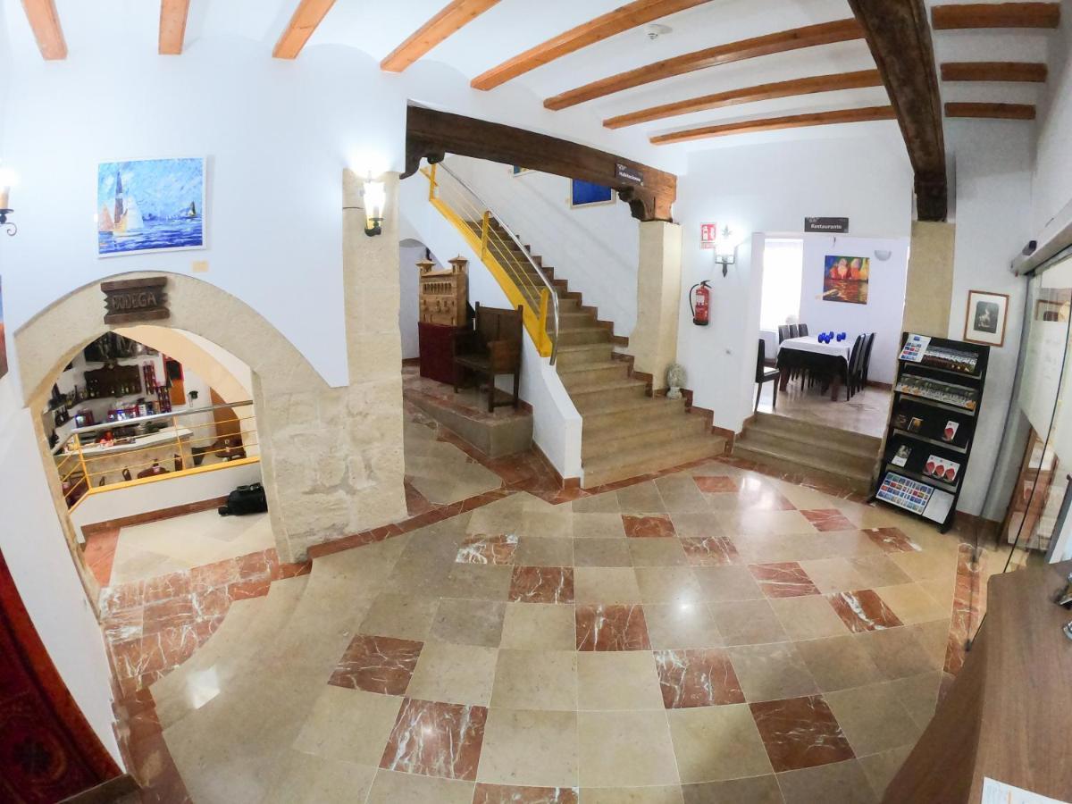 Hotel Baron Andilla Valdealgorfa Exterior photo